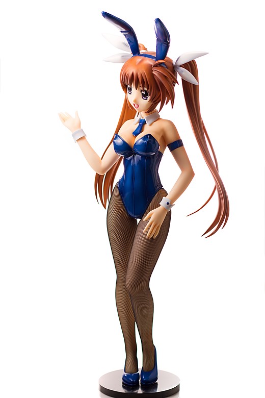 Nanoha Takamachi Figure Review