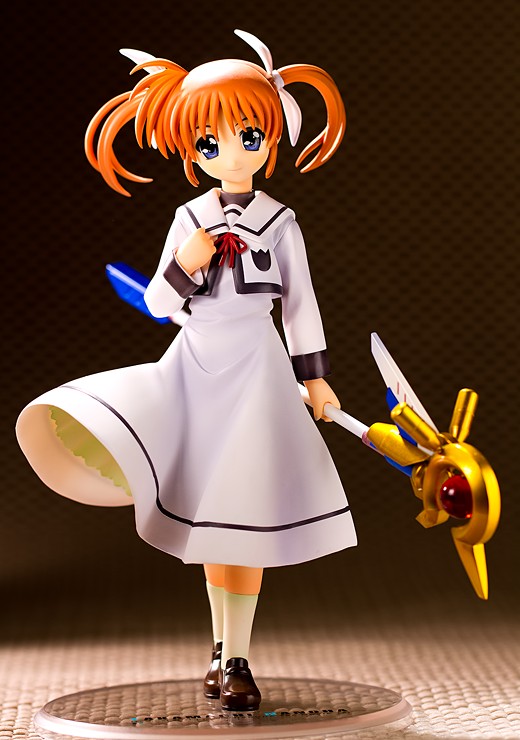 Nanoha Takamachi from Magical Girl Lyrical Nanoha Figure Review