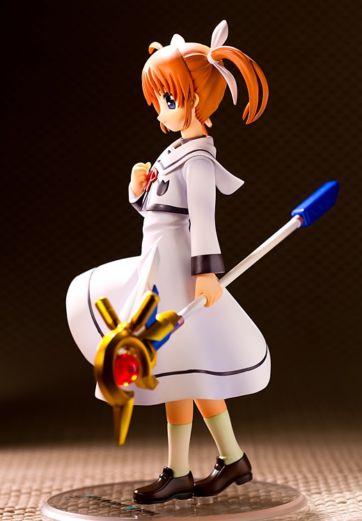 Nanoha Takamachi from Magical Girl Lyrical Nanoha Figure Review