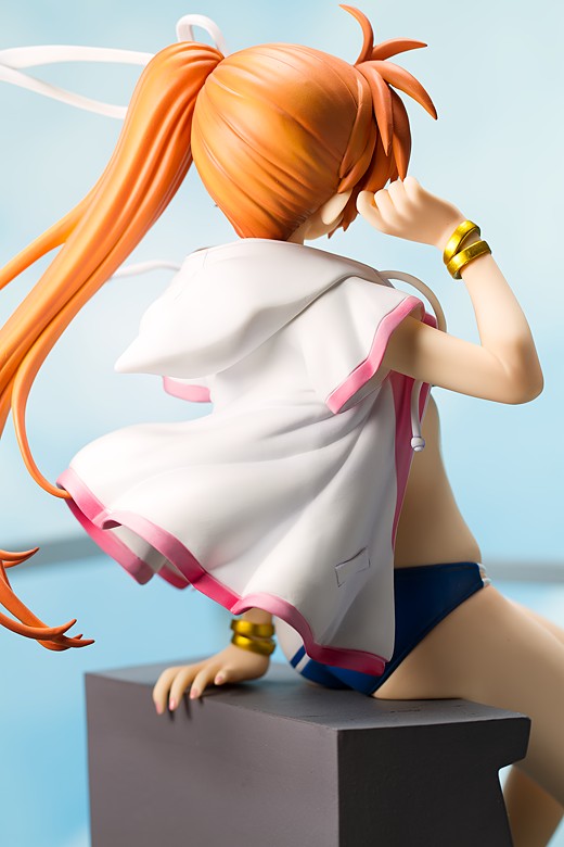 Nanoha Takamachi from Magical Girl Lyrical Nanoha StrikerS Figure Review