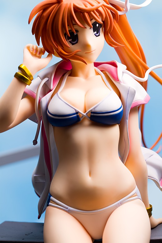 Nanoha Takamachi from Magical Girl Lyrical Nanoha StrikerS Figure Review