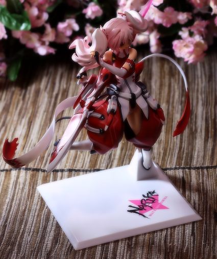 Alter Narika Shihoudou from Beat Blades Haruka Review