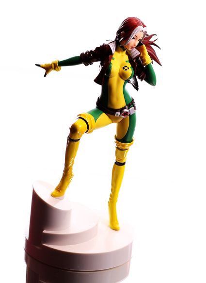 Kotobukiya Marvel Bishoujo Rogue from the Uncanny X-Men Figure Review