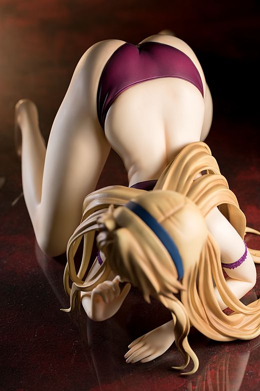 Satellizer el Bridget figure