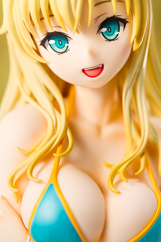 Sena Kashiwazaki figure