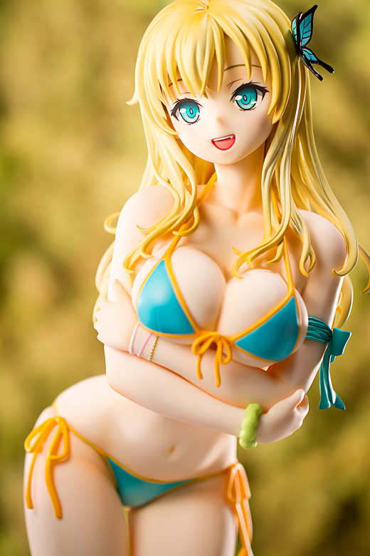 Sena Kashiwazaki figure