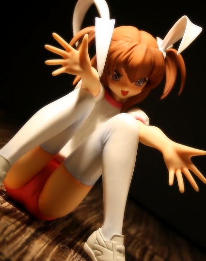 Wave Tomomi Aizawa from Pia Carrot 3 Figure Review