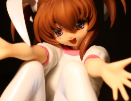 Wave Tomomi Aizawa from Pia Carrot 3 Figure Review