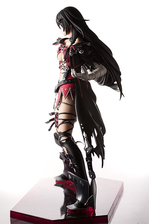 Velvet Crowe figure