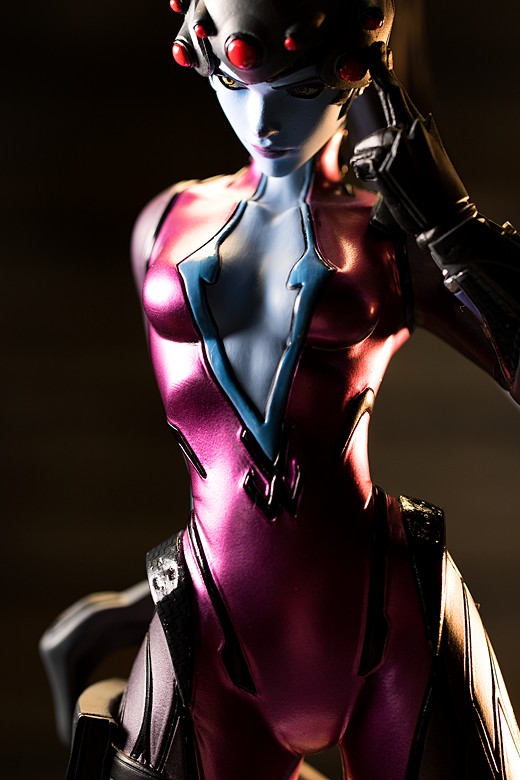 Widowmaker figure