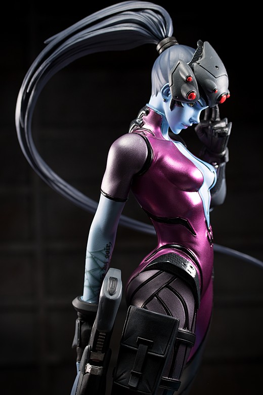 Widowmaker figure