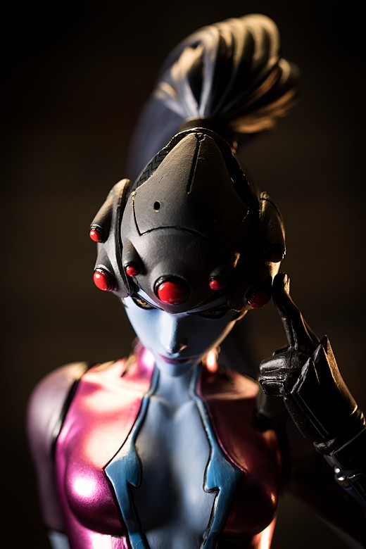 Widowmaker figure