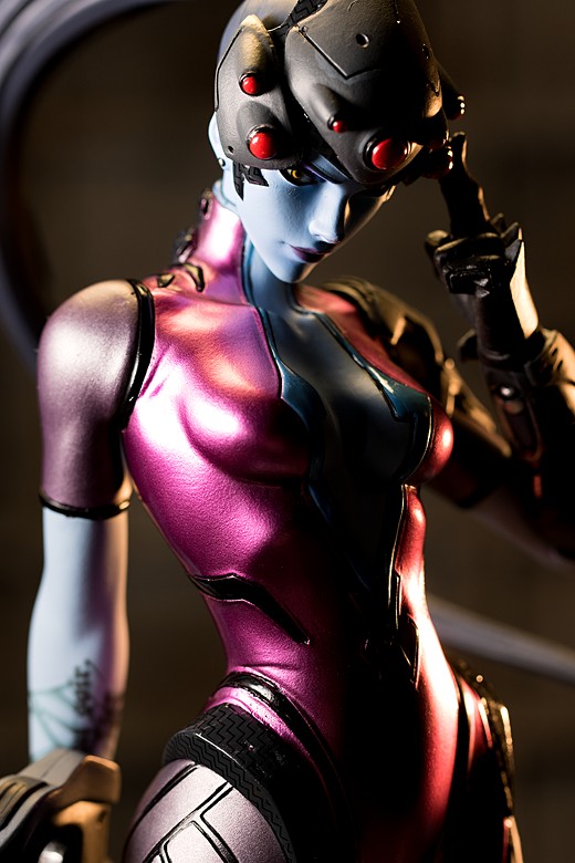 Widowmaker figure