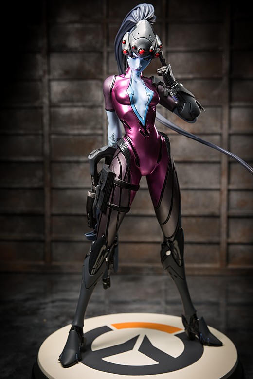 Widowmaker figure