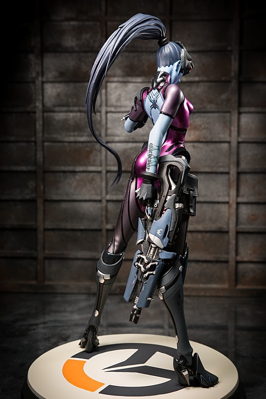 Widowmaker figure