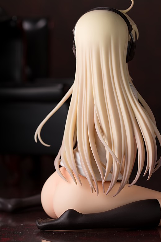 Yuki from Maid Bride figure